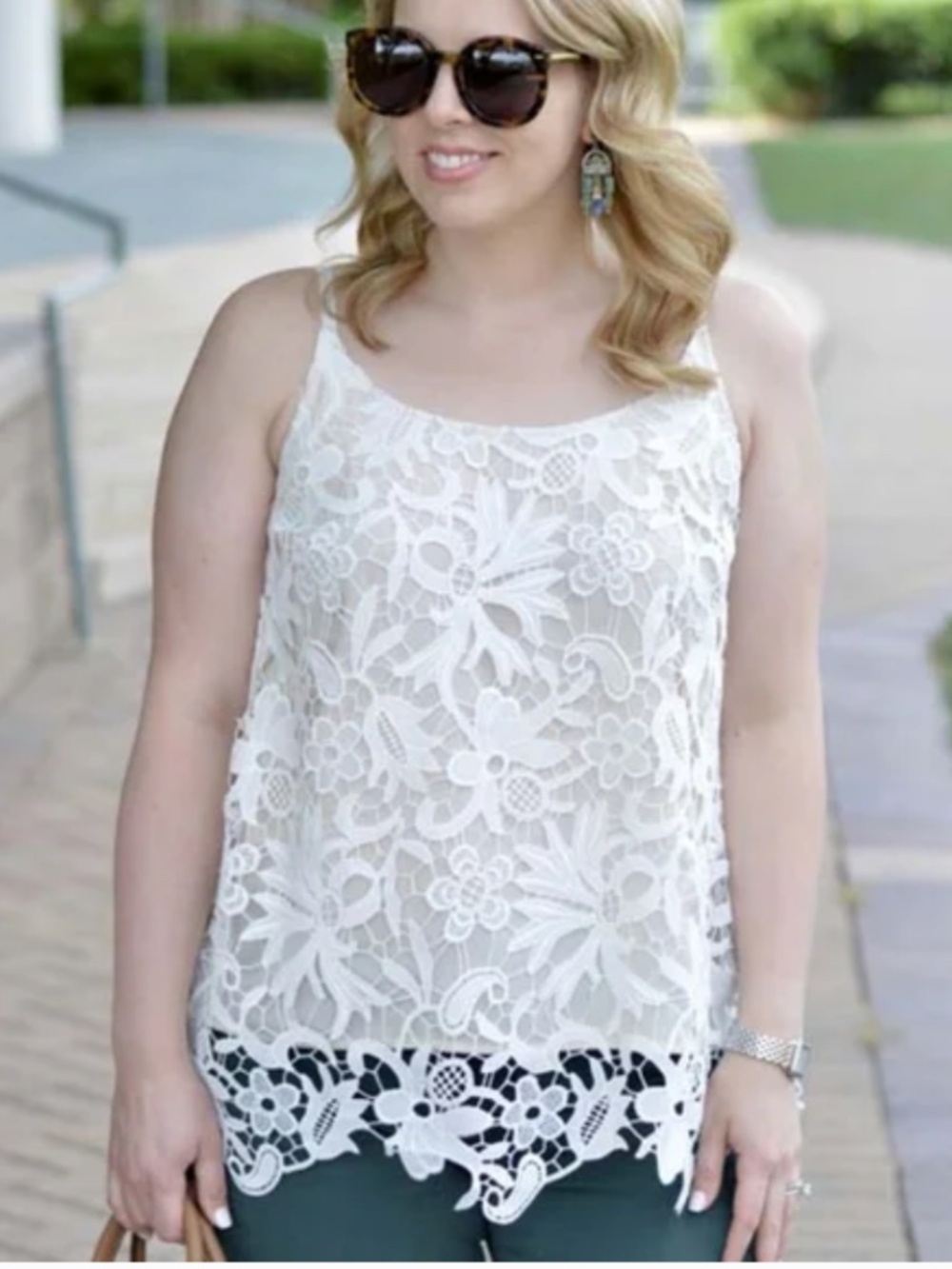 Cabi Ivory Lace Overlay Nude Sleeveless Tank Top Cami Blouse Womens Size Small - Picture 2 of 12